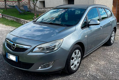 Opel Astra Sports Tourer SW 1.6 CdTi