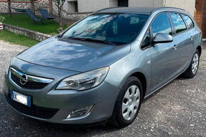 Opel Astra Sports Tourer SW 1.6 CdTi