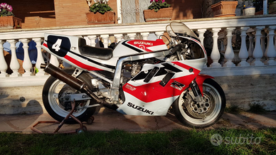 Suzuki Gsx r 750 1992 sacs epoca corsa