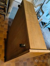 cassetto contenitore con rotelle