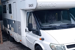 Rimor super brig 678 6 posti letto/4 in viaggio