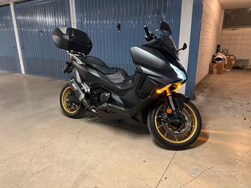 FORZA 750 EDIZIONE SPECIALE