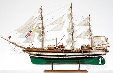 Modellino nave scuola "AMERIGO VESPUCCI"