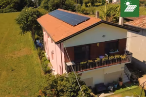 Appartamento bicamere ristrutturato con giardin...