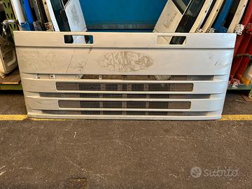 Calandra Iveco eurostar