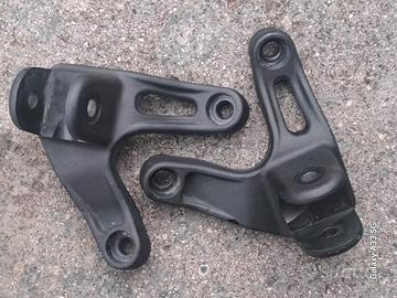 Ktm Duke 690 mod.'17, staffe (2) pedane posteriori