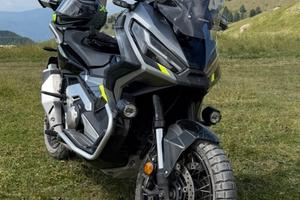 Honda XADV 750