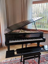 Pianoforte a coda Kawai 