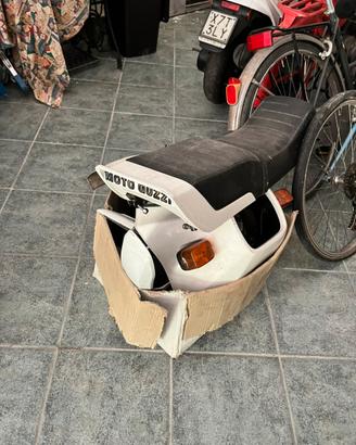 Moto Guzzi V35 Imola – lotto ricambi originali
