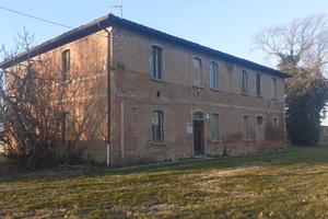 Rustico con capannone