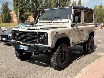 Land Rover DEFENDER 90 2.5 Td5 PREPARATO-AUTOCARRO