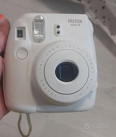 FUJIFILM INSTAX MINI 8