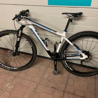 Mountainbike Trek carbonio