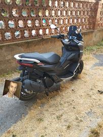 aprilia sr gt 125 2024 prezzo trattabile 