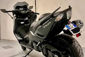 Yamaha T-MAX 530 LUX MAX ABS BLACK 2016