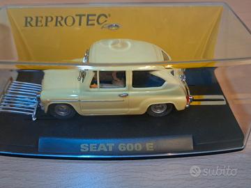 Slotcar Reprotec 1:32 Seat 600 E