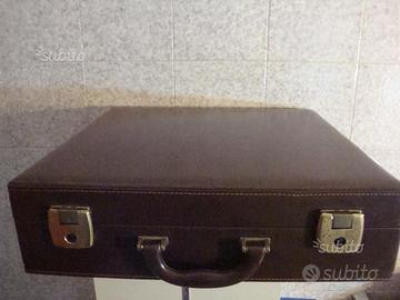 Valigia 48 ore in Pelle riporti color Oro 45x45cm