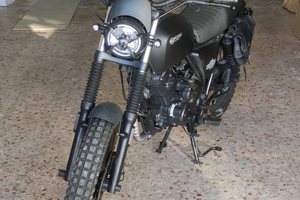 Moto Brixton Felsberg 125