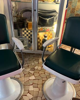 2 Poltrone Barbiere / Parrucchiere vintage verdi
