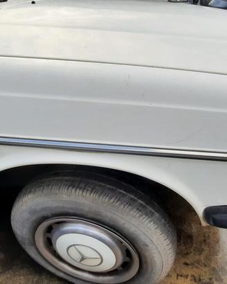 MERCEDES-BENZ 240 D 1980 - PARAFANGO DESTRO