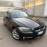 Bmw 318D Touring Edition 2011 Automatica