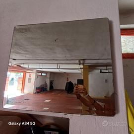 Specchio con angoli diamantati