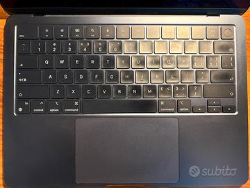 MAC Book Air 2022 M2 8GB 256