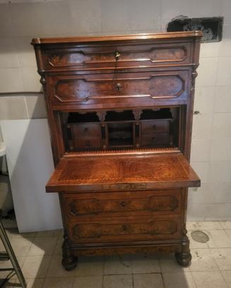 secretaire 1800
