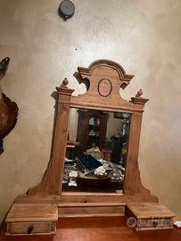 Toilette / specchiera d’epoca in legno