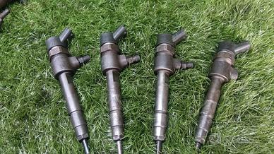 KIT INIETTORI ALFA ROMEO 147 Serie (937_) 04451101