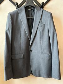 Conpleto gessato giacca e pantalone D&G