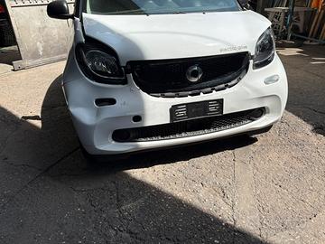 Smart elettrica incidentata