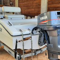 Barca RASCALA FM20 con motore e carrello stradale