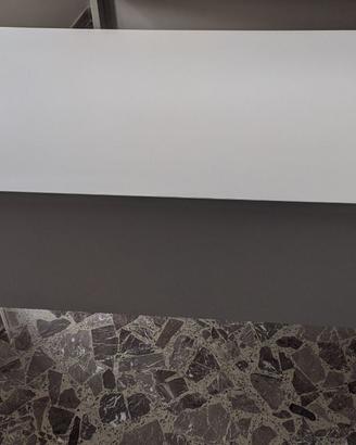 Scrivania ufficio grigio