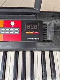  tastiera Yamaha PSR-F51 in buon stato 