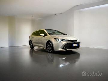 Toyota Corolla Touring Sports 2.0 hybrid Lounge cv