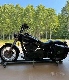 Harley Davidson Street Bob 2006 Accessoriata