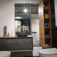 Mobile bagno con specchio lungo intera persona