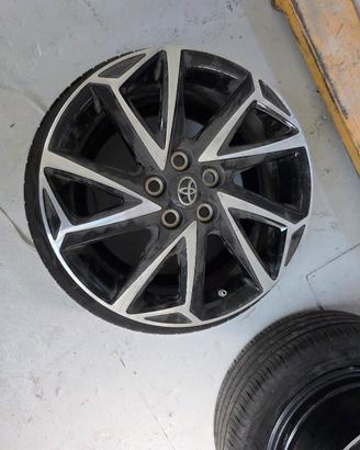 4 Cerchi in lega 16" Toyota Yaris '20>