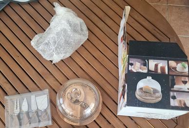 Portaformaggio con accessori