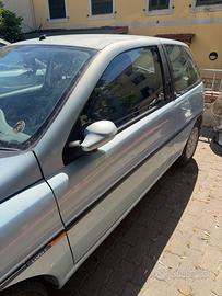 Auto Lancia  ypsilon eleefantino