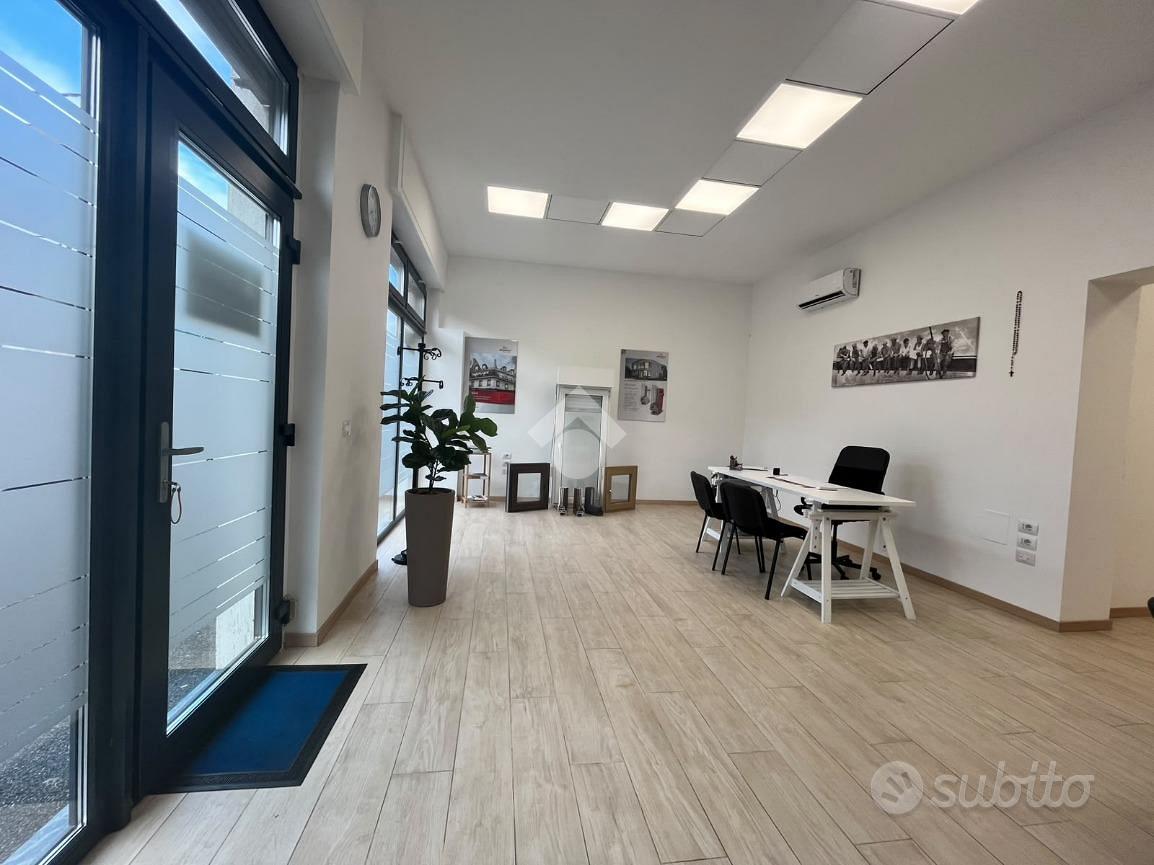 NEGOZIO A NOVA MILANESE - Vista 2