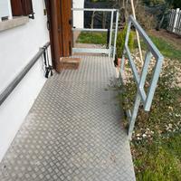 pedana/ rampa x sedia a rotelle