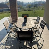 tavolo da esterno con sedie