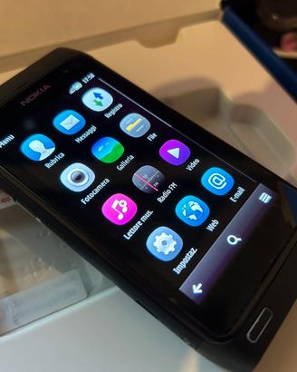 Nokia N8