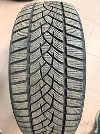 Gomme termiche 215/50/ 18 92v