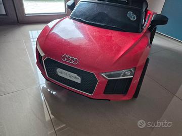 Macchina elettrica Audi Q8