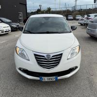 Lancia Ypsilon 1.3 MJT 75 CV Unyca