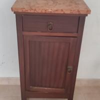 coppia di comodini antichi