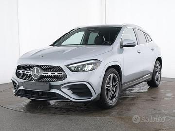MERCEDES-BENZ GLA 180 Automatic AMG Line Advance